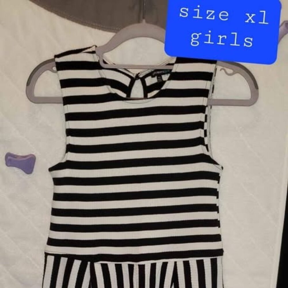 🎀 Sequin Hearts - Girls XL Striped Jumper